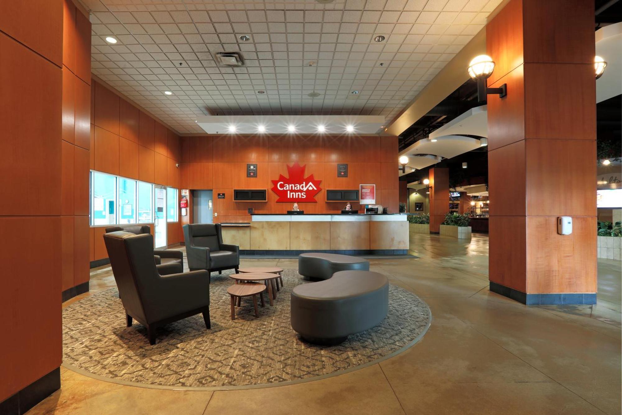 Canad Inns Destination Centre Brandon Exterior foto
